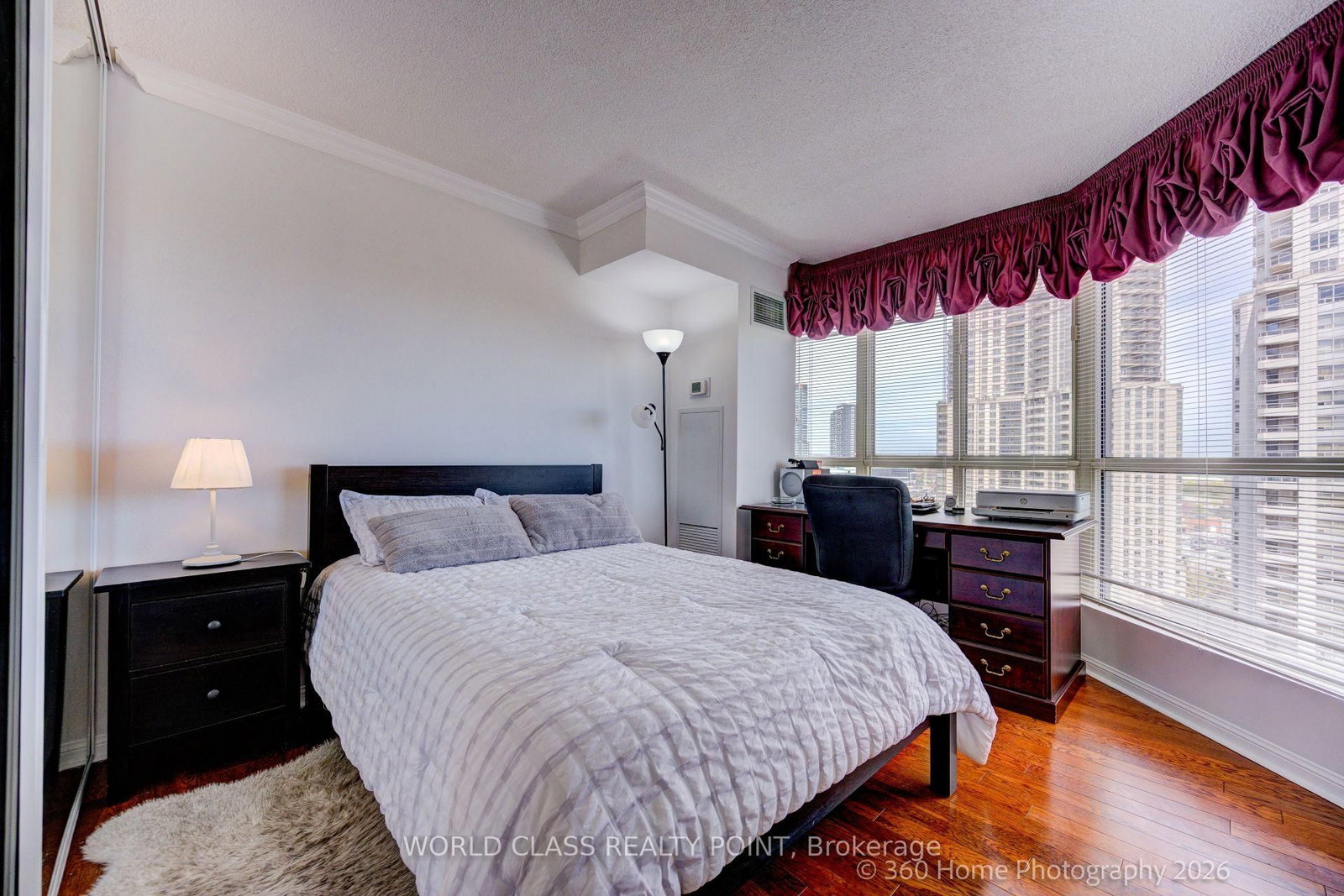 55 Kingsbridge Garden Circle, Unit 1811 - Photo 11