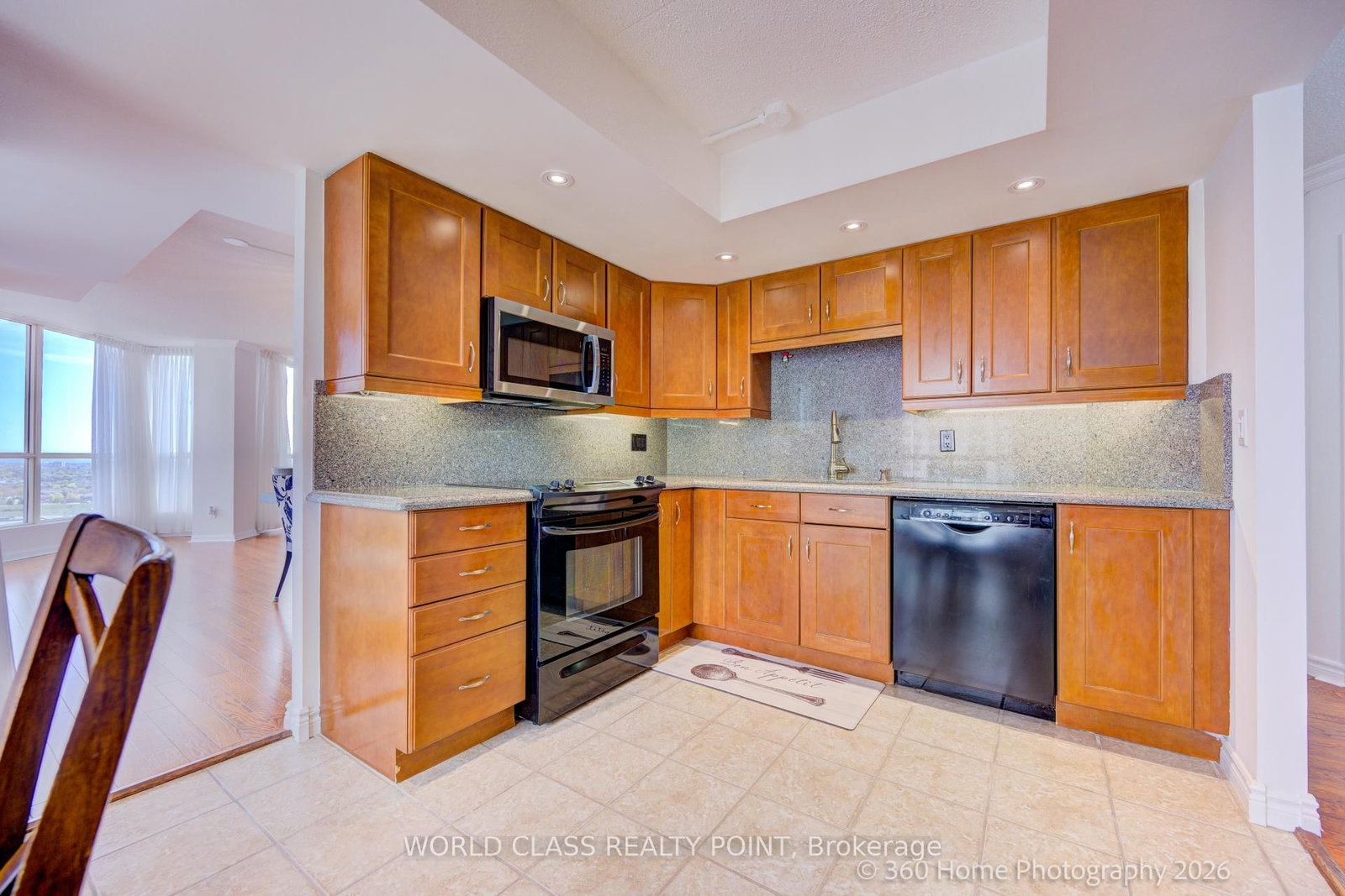 55 Kingsbridge Garden Circle, Unit 1811 - Photo 4
