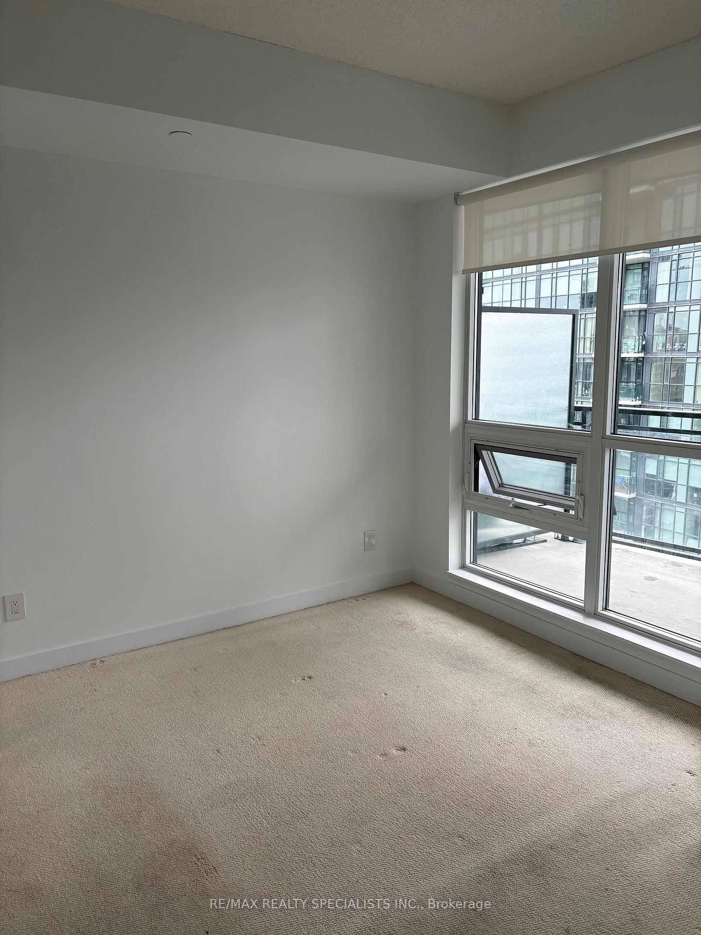 510 Curran Place, Unit 3406 - Photo 4