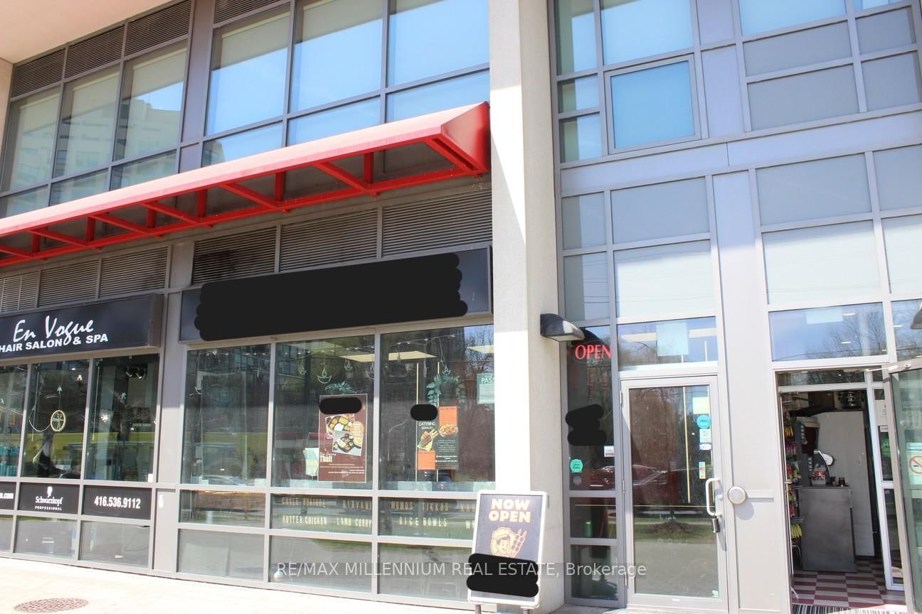2240 Lakeshore Boulevard W, Unit 104 - Photo 3
