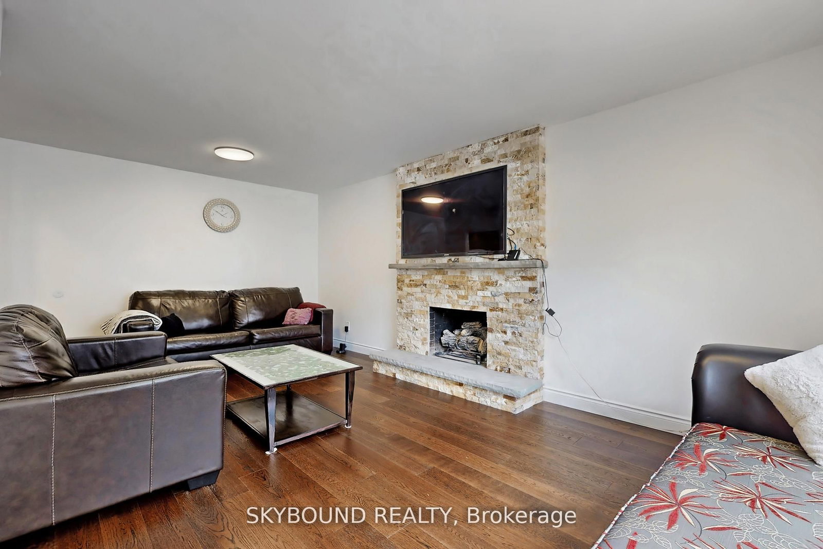 Detached House for sale at 2088 Madden Boulevard, Oakville, Ontario, L6H 3L6 - River Oaks - MLS: W13123726