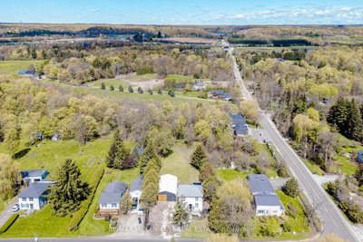 5-bed Detached House · 4331 Limestone Rd