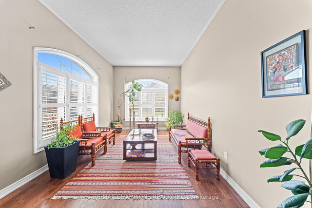 2 Kistler Street