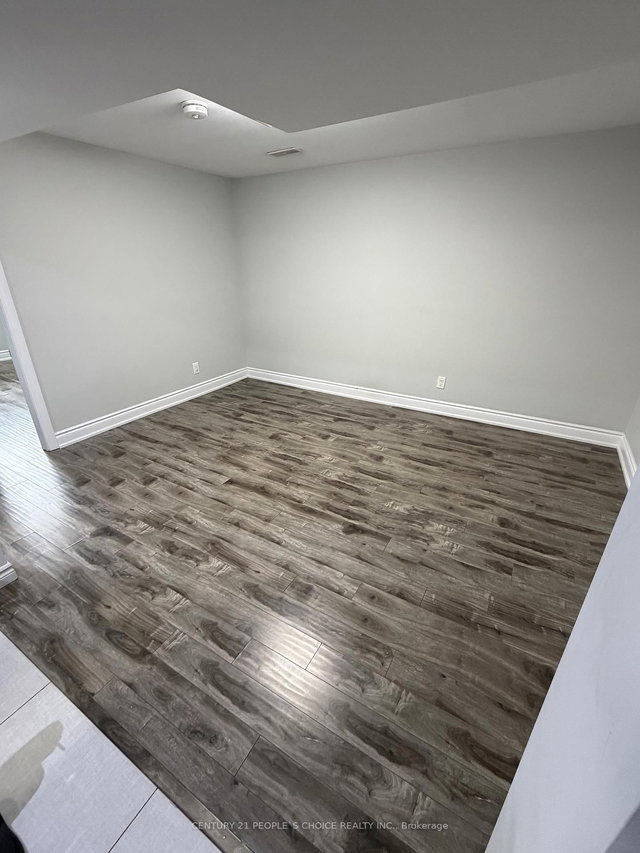 38 Westhumber Boulevard E