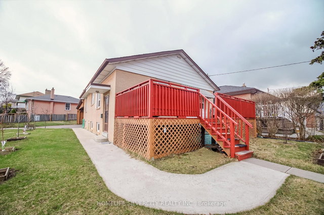 10 Coppermill Drive