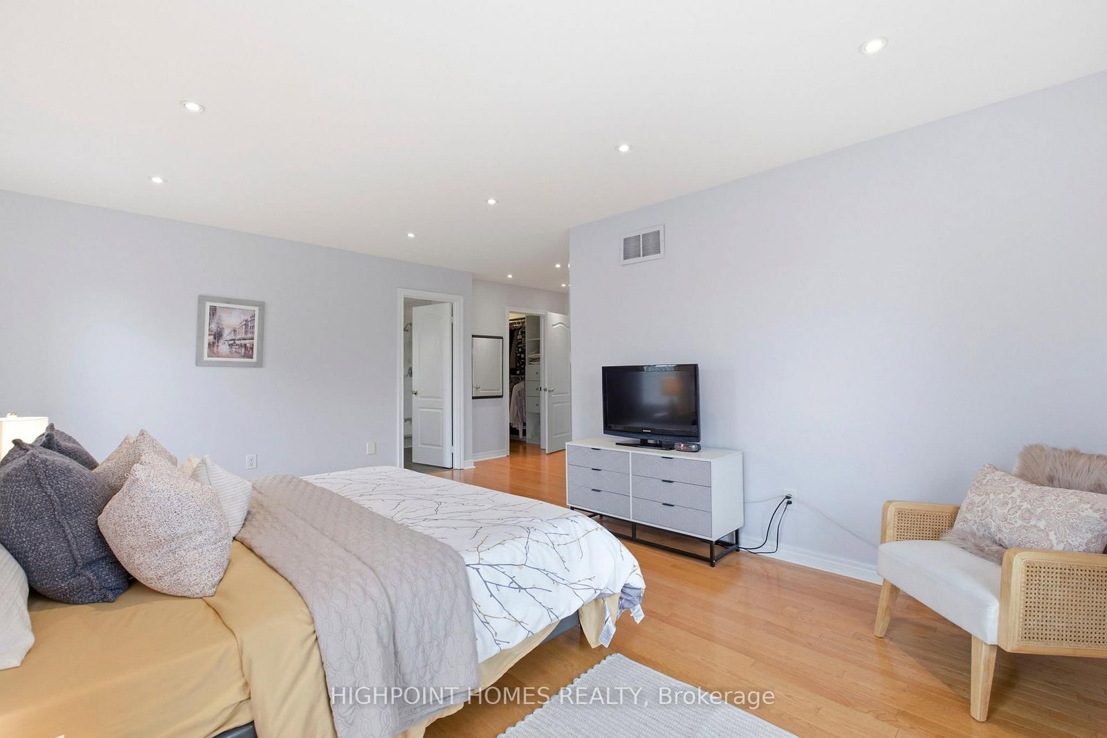 2066 Willhaven Trail • Oakville, ON photo 30