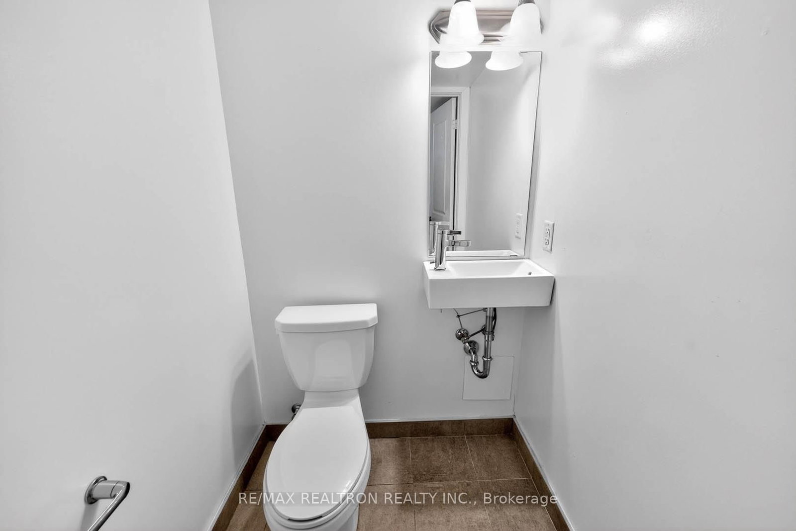 110 Stanley Greene Boulevard, Unit 3 - Photo 47