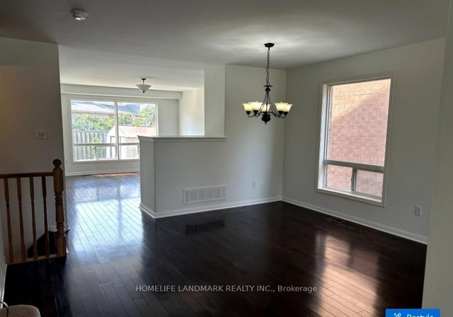 2326 Grand Oak Trail