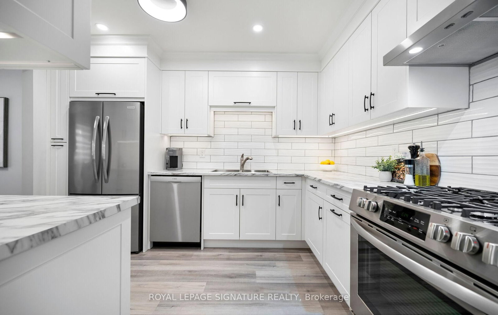 5536 Montevideo Road, Unit 51 - Photo 5