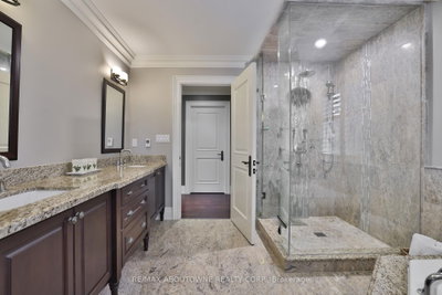 390 Seaton Oakville,ON L6L 3Y2 — Photo 34