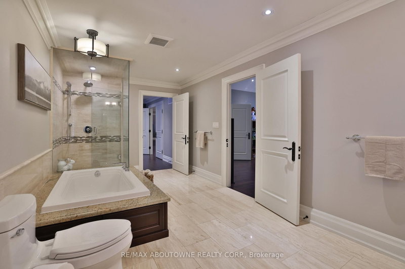 390 Seaton Oakville,ON L6L 3Y2 — Photo 37