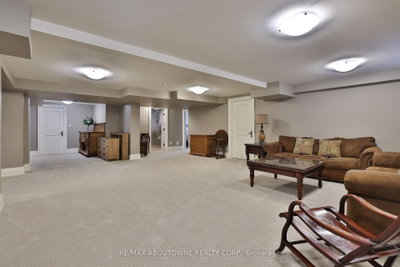 390 Seaton Oakville,ON L6L 3Y2 — Photo 39