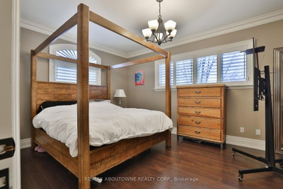 390 Seaton Oakville,ON L6L 3Y2 — Photo 44