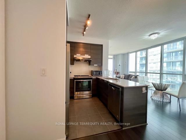 5033 Four Springs Avenue, Unit 1219