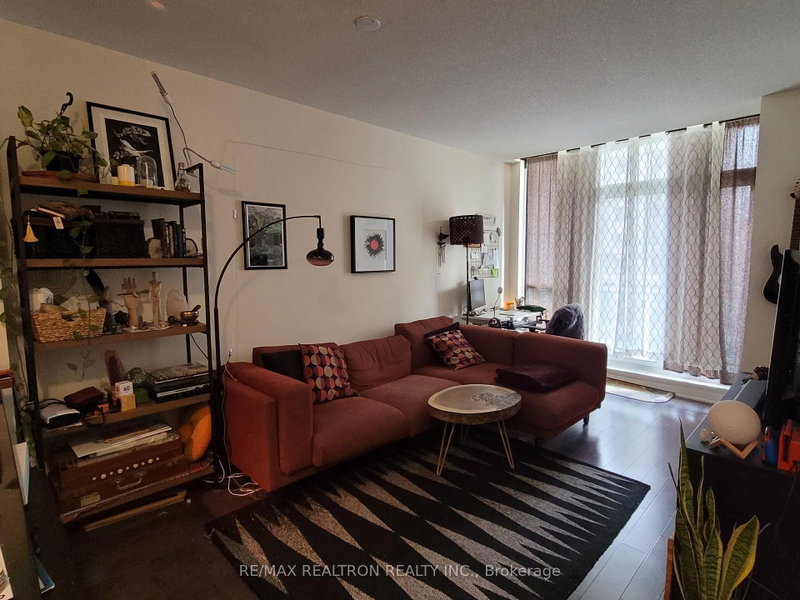 home for lease on 201-4070 Confederation Pkwy