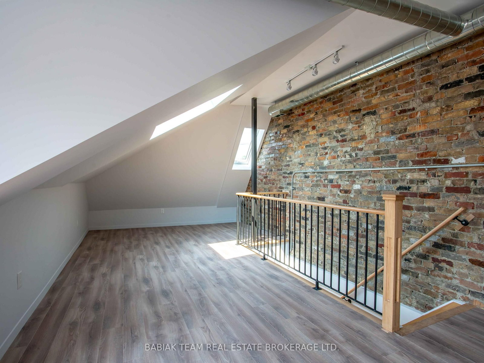 3-185 Jane Street, Toronto, ON