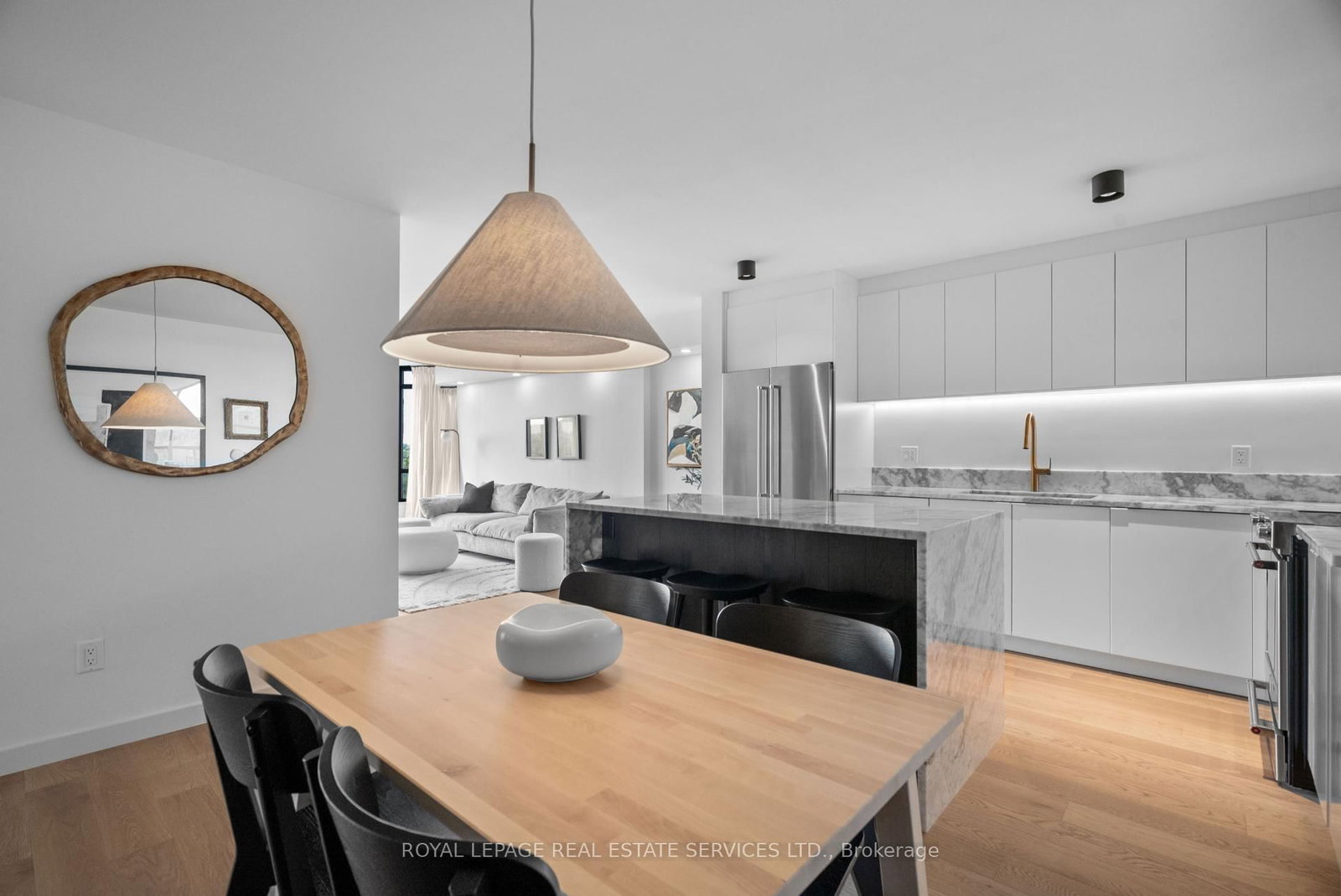 Condo for sale at 1005-1320 Islington Avenue, Toronto, Ontario, M9A 5C6 - Islington-City Centre West - MLS: W13128200