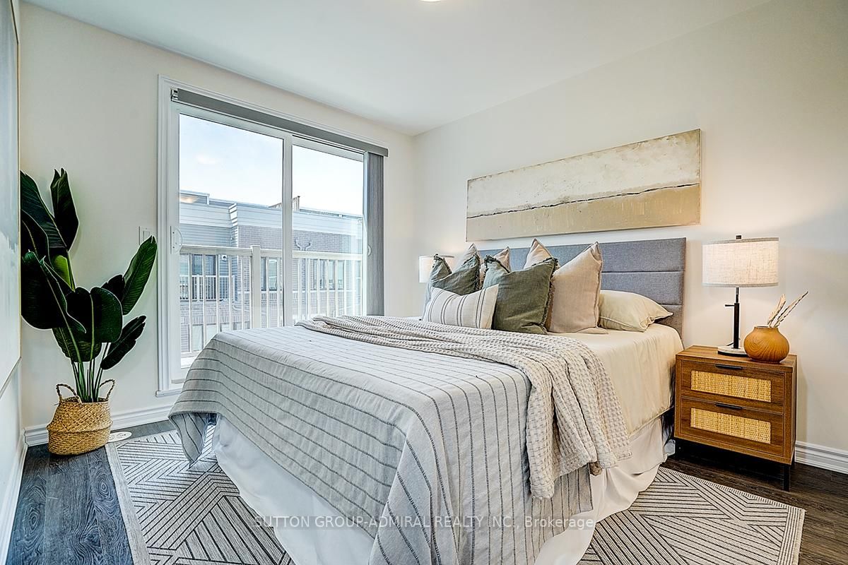 85 Eastwood Park Toronto,ON M8W 1N6 — Photo 17