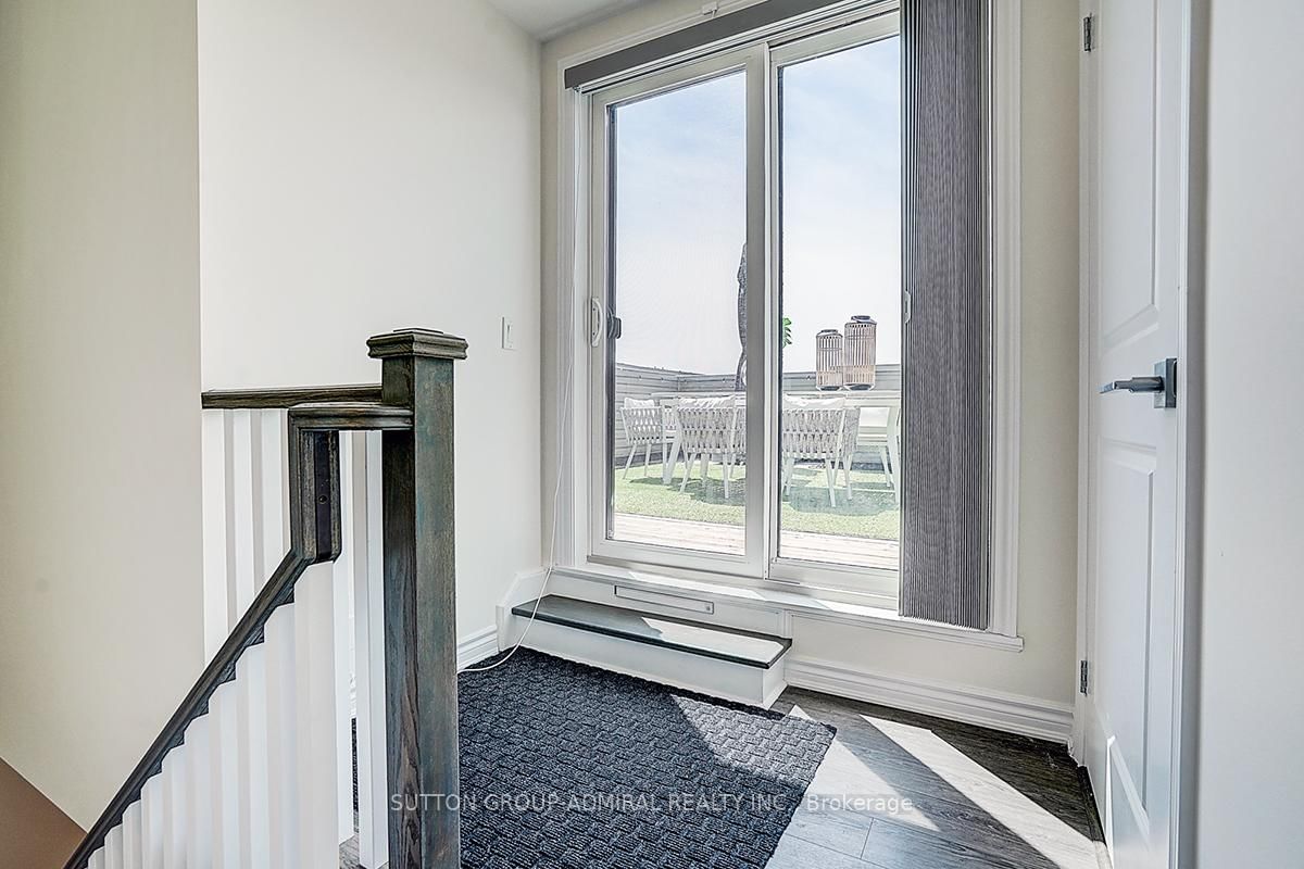 85 Eastwood Park Toronto,ON M8W 1N6 — Photo 27