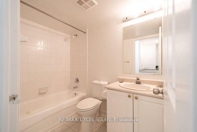 Unit 112 — 1407 Dupont Street — photo 4