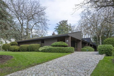 3-bed Detached House · 1168 Carey Rd