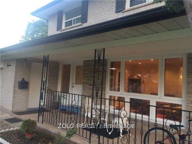 12 Quinby Court