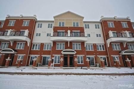4 - 2504 Post Road