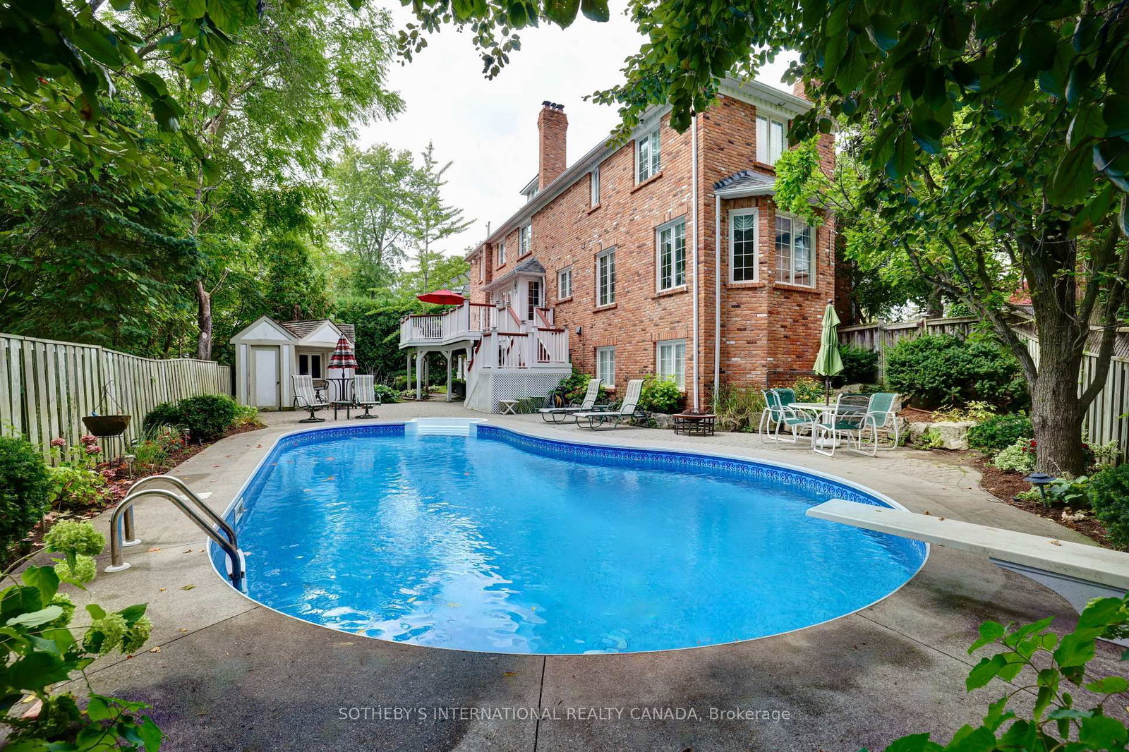 1379 Meadow Green Court • Mississauga, ON photo 37
