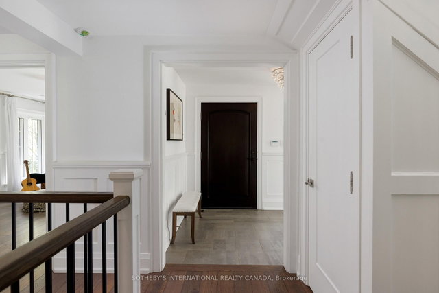10 Queen Mary's Drive