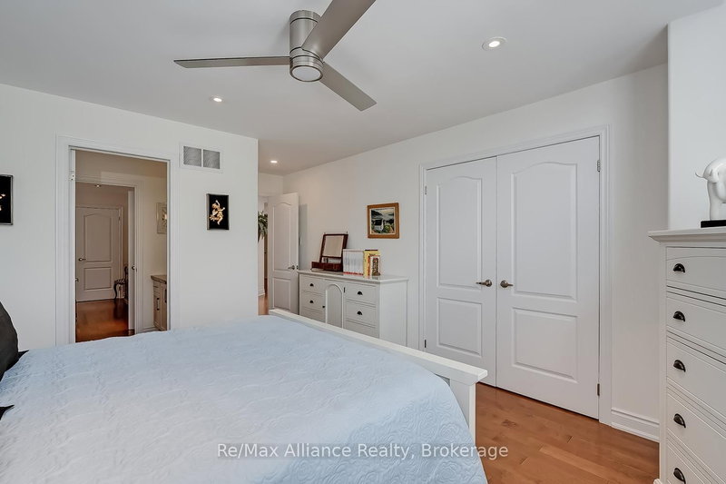 203 Burloak Oakville,ON L6L 6T6 — Photo 28