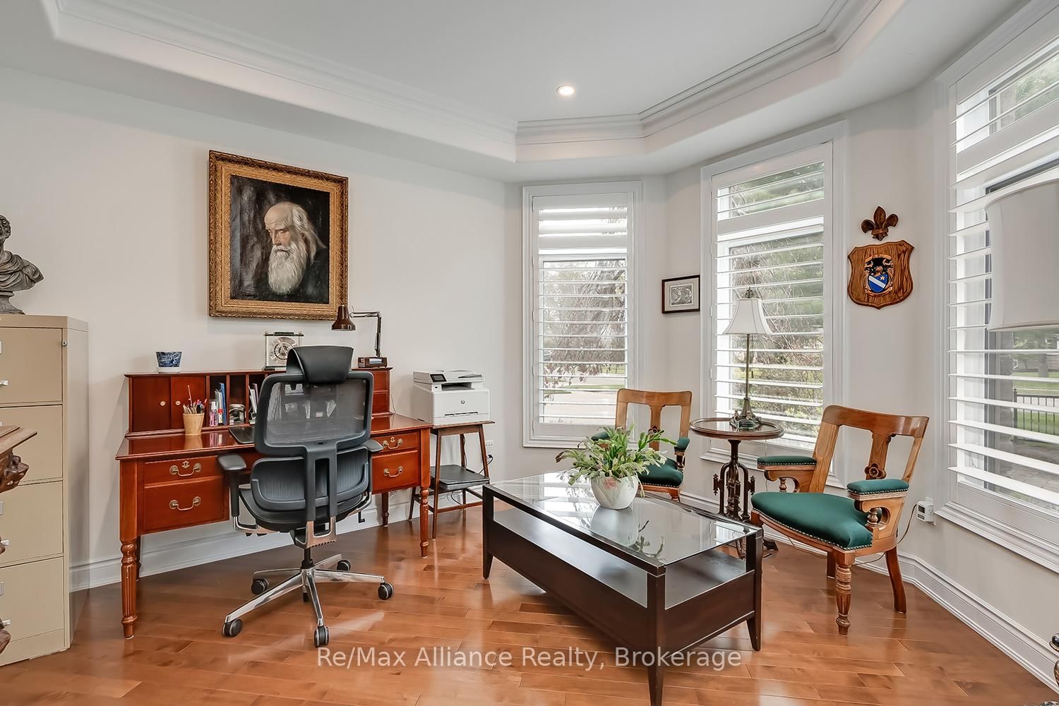 203 Burloak Drive • Oakville, ON photo 4