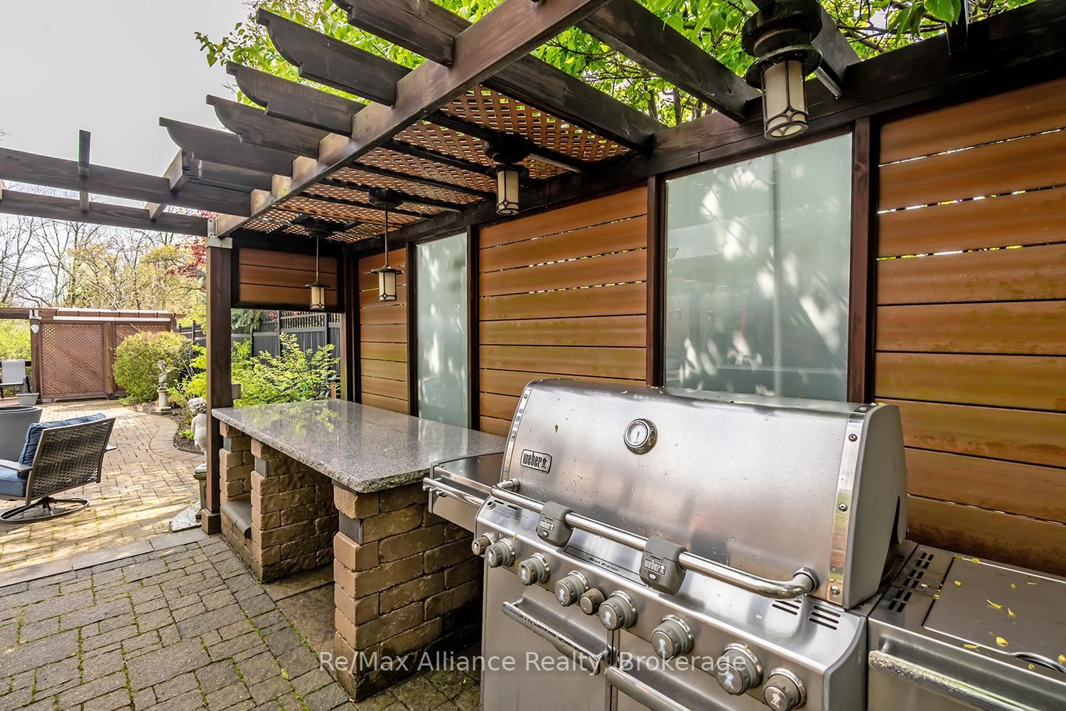 203 Burloak Drive • Oakville, ON photo 43