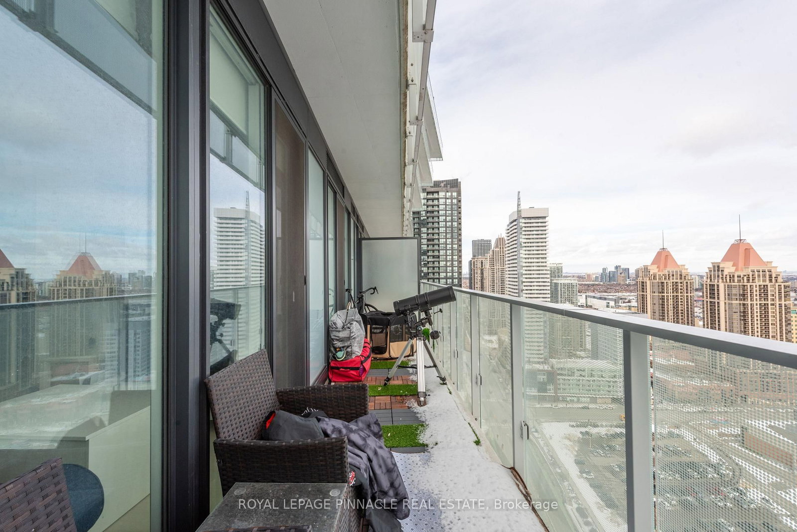 3900 Confederation Parkway • #2802 • Mississauga, ON photo 5