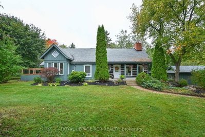 4-bed Detached House · 1762 Queen St