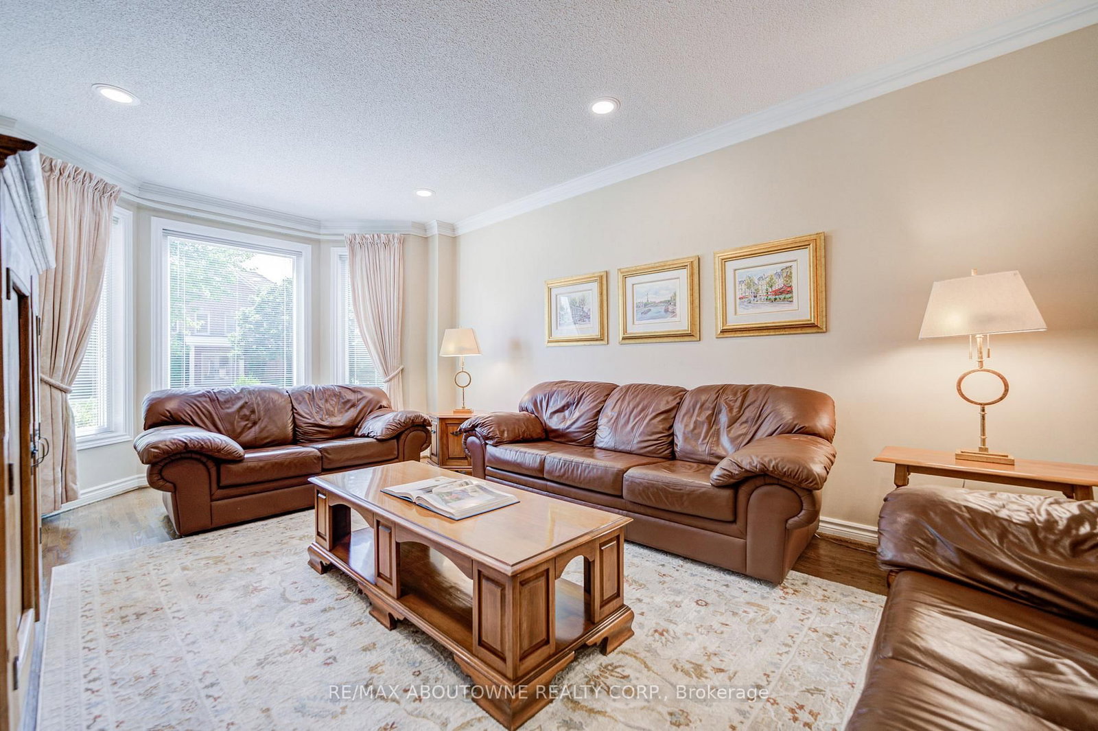 1471 The Links Drive • Oakville, ON photo 13