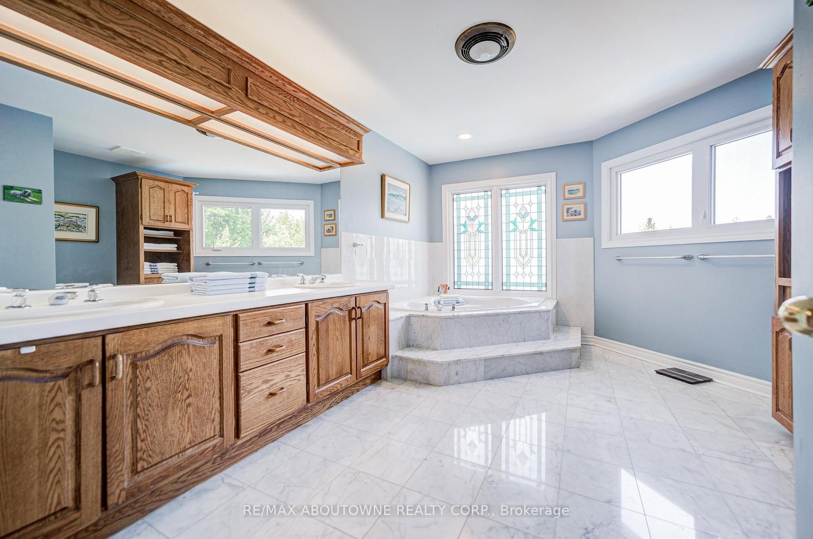 1471 The Links Drive • Oakville, ON photo 33