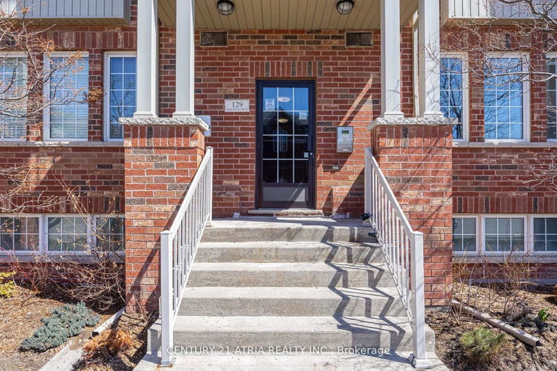 5 - 129 Isaac Devins Boulevard