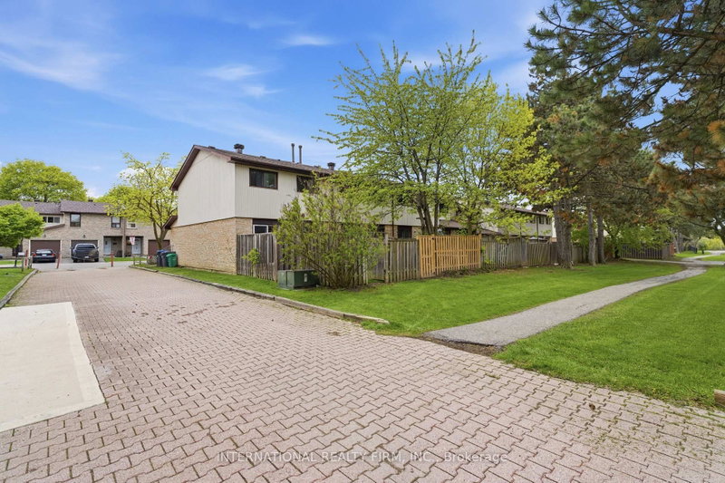 114 Foster Brampton,ON L6V 3M8 — Photo 14
