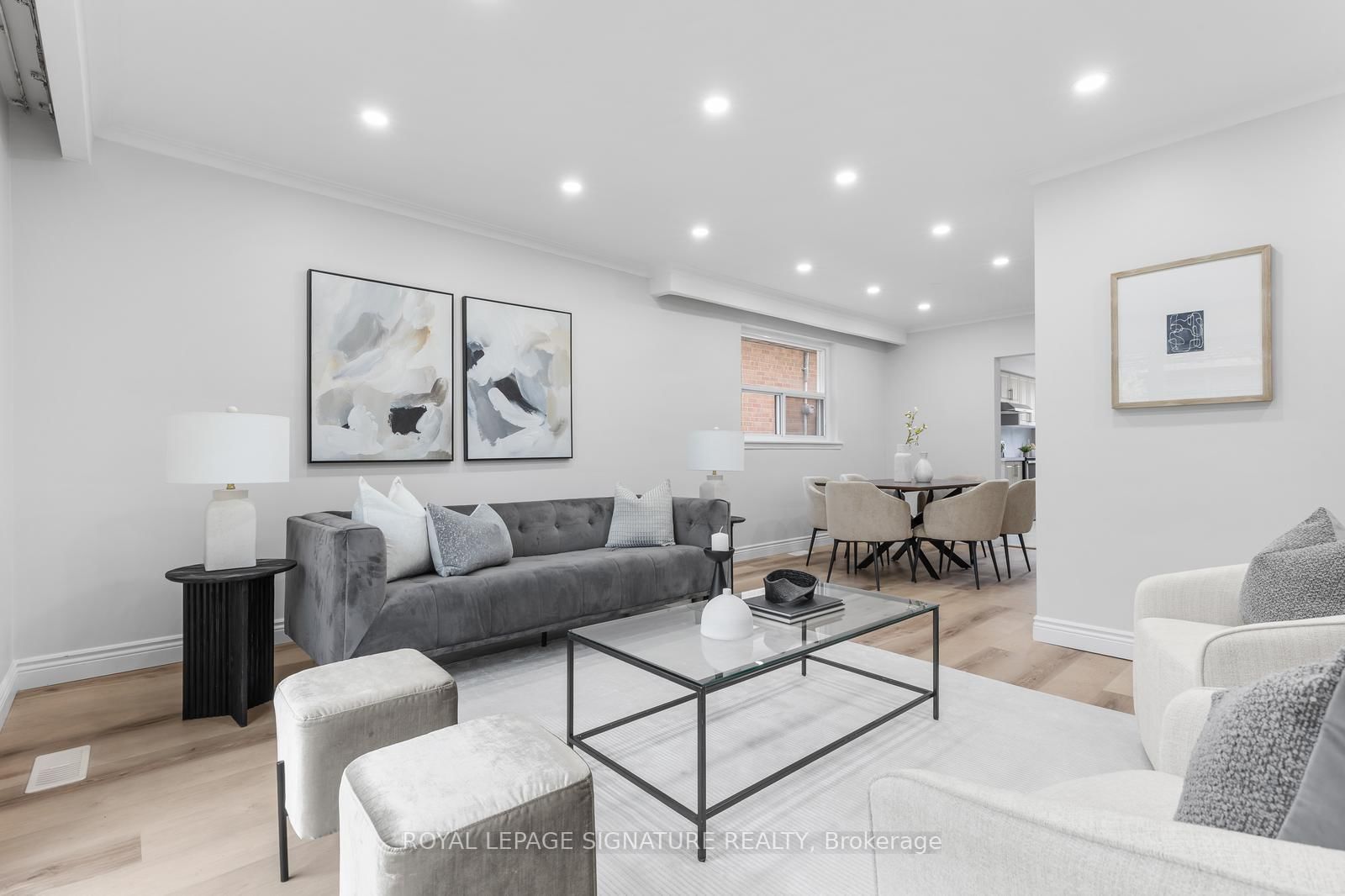 Detached House for sale at 17 Norfield Crescent, Toronto, Ontario, M9W 1X5 - Elms-Old Rexdale - MLS: W13137158