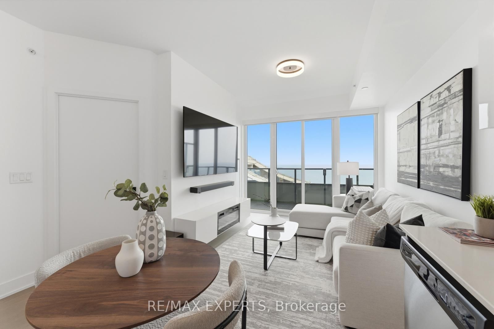 30 Shore Breeze Drive, Unit 5606 - Photo 18