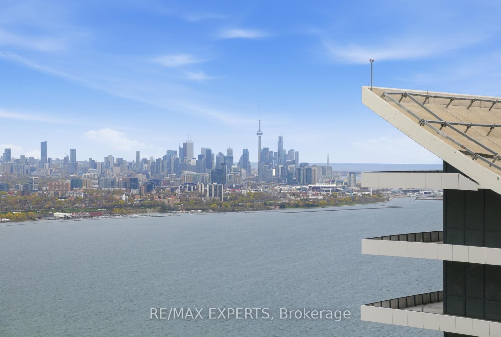 30 Shore Breeze Drive, Unit 5606 - Photo 32