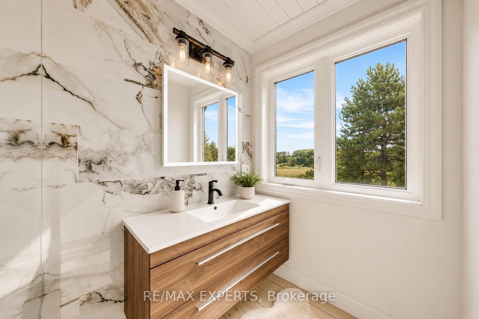 15481 Mount Wolfe Road • Caledon, ON photo 25