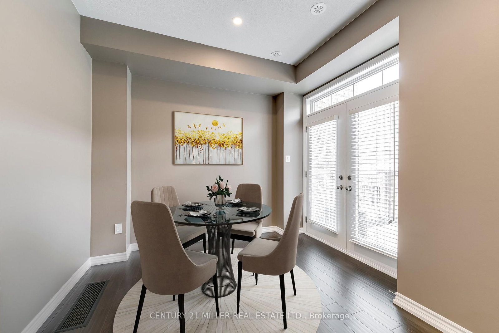 2435 Greenwich Drive, Unit 24 - Photo 16