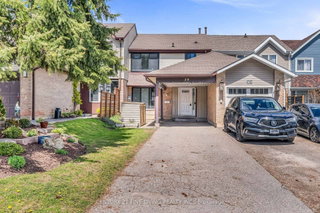 39 RUSHMORE Crescent