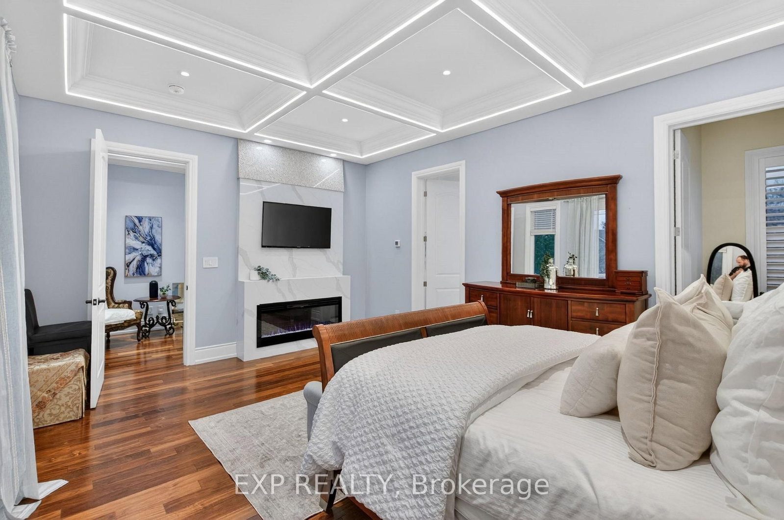 2439 Bridge Road • Oakville, ON photo 10