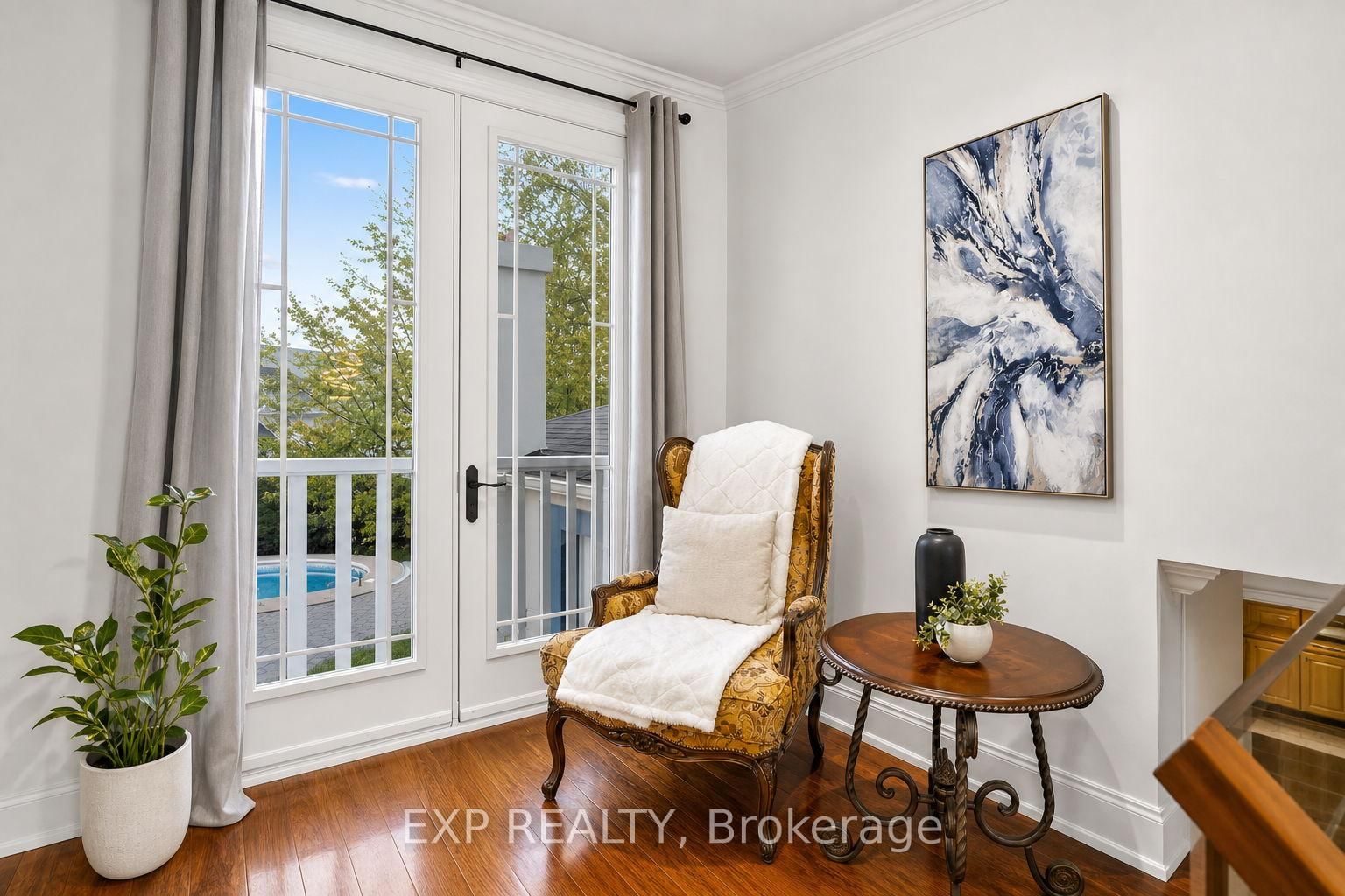 2439 Bridge Road • Oakville, ON photo 7