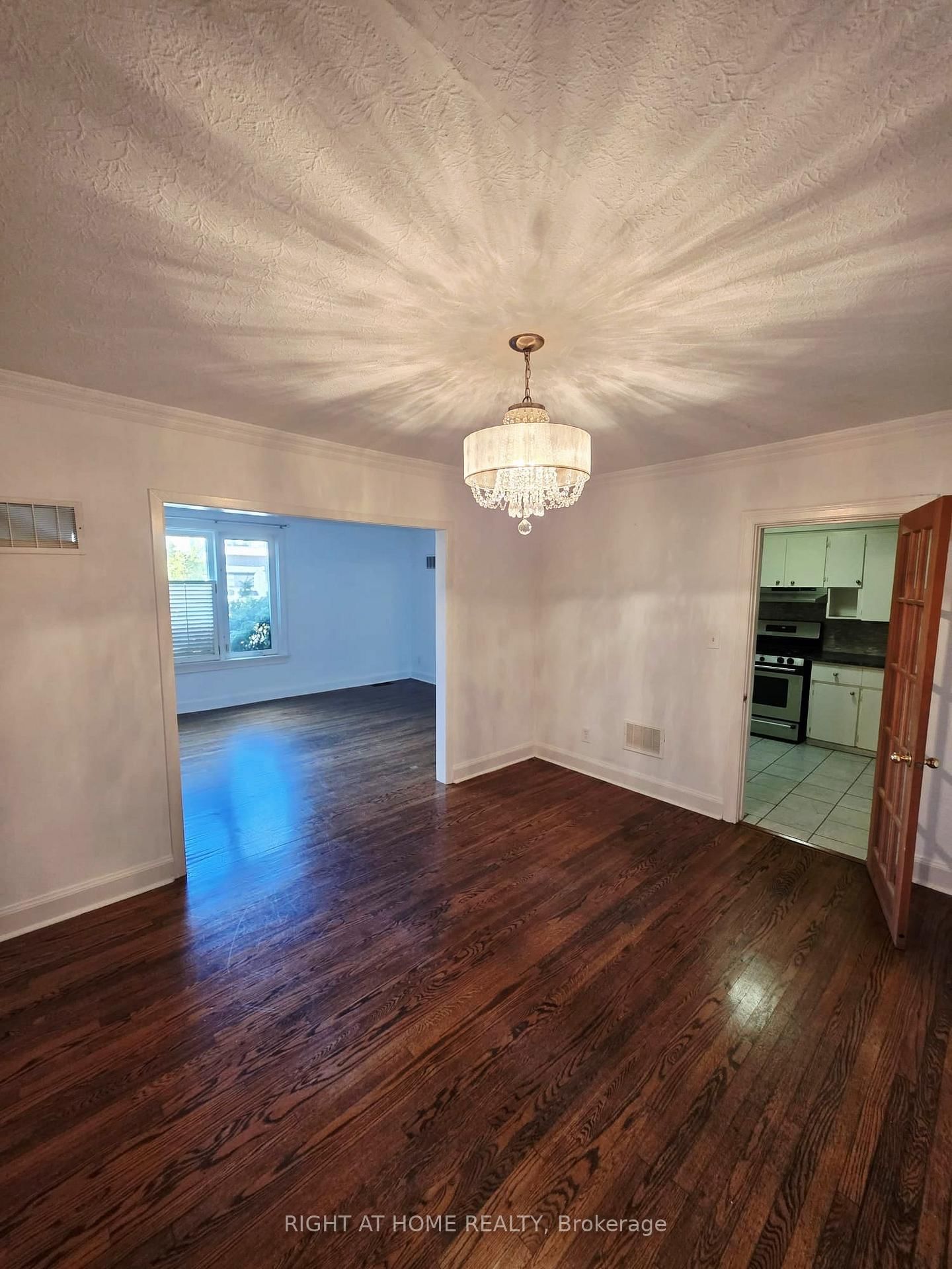 339 Ranee Avenue, Toronto, ON