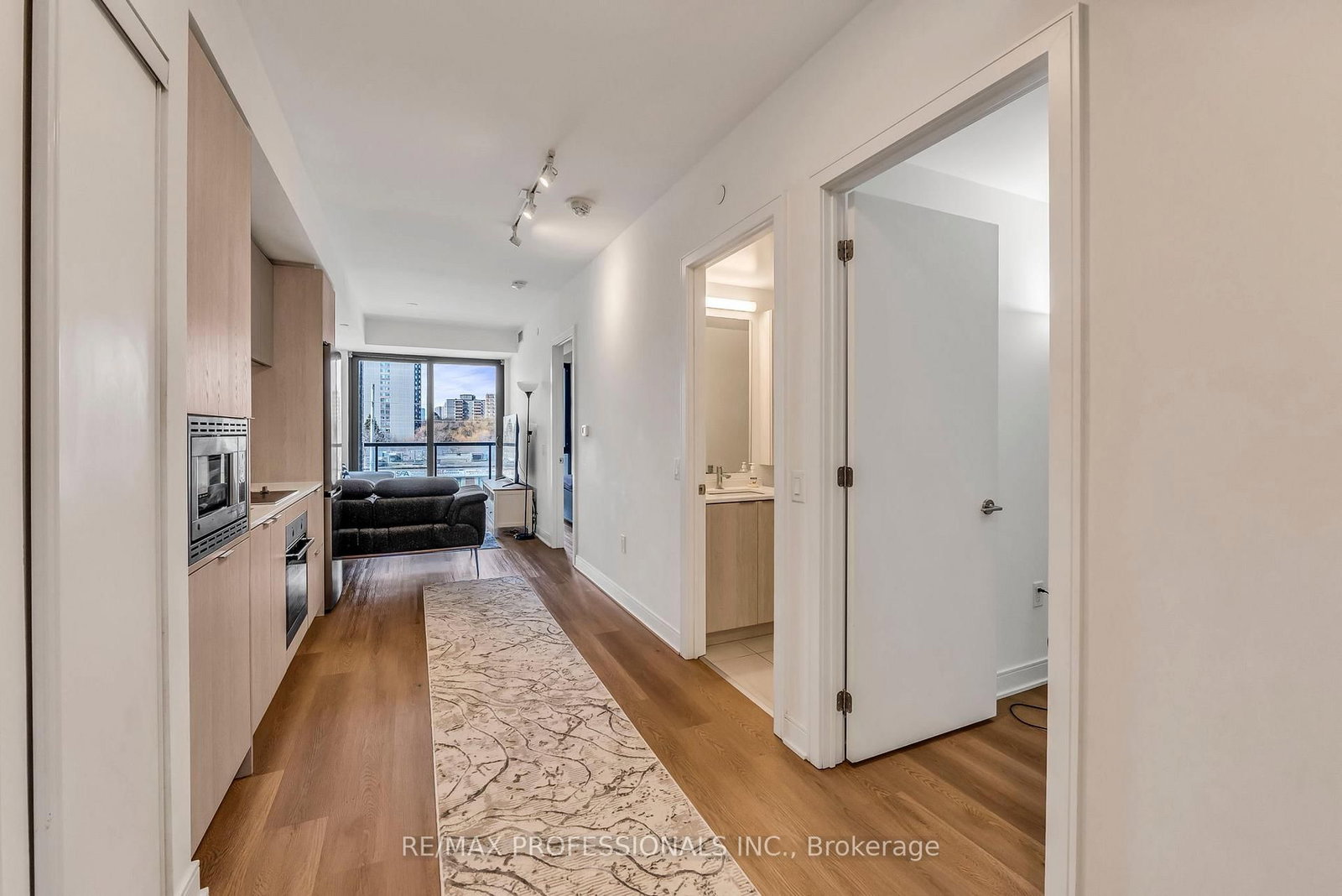 86 Dundas Street E, Unit 404 - Photo 4