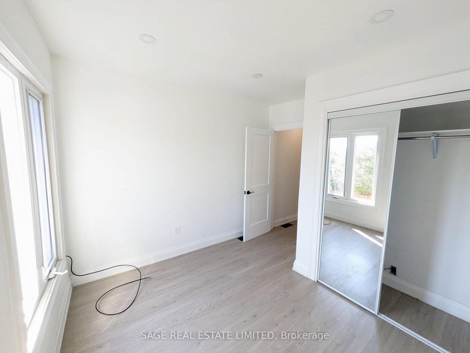 1865 Davenport Road, Unit 2 - Photo 3