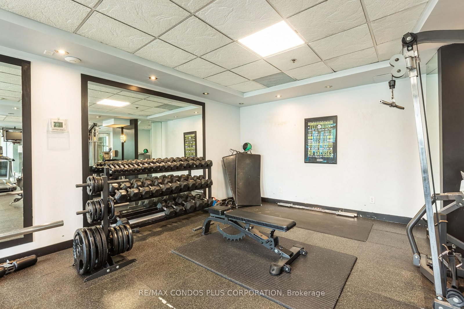 2119 Lake Shore Toronto,ON M8V 4E8 — Photo 23